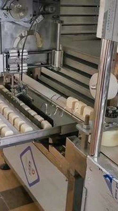 全自動饅頭加工機(jī) 食品機(jī)械設(shè)備 食品加工 食品機(jī)械 饅頭生產(chǎn)線